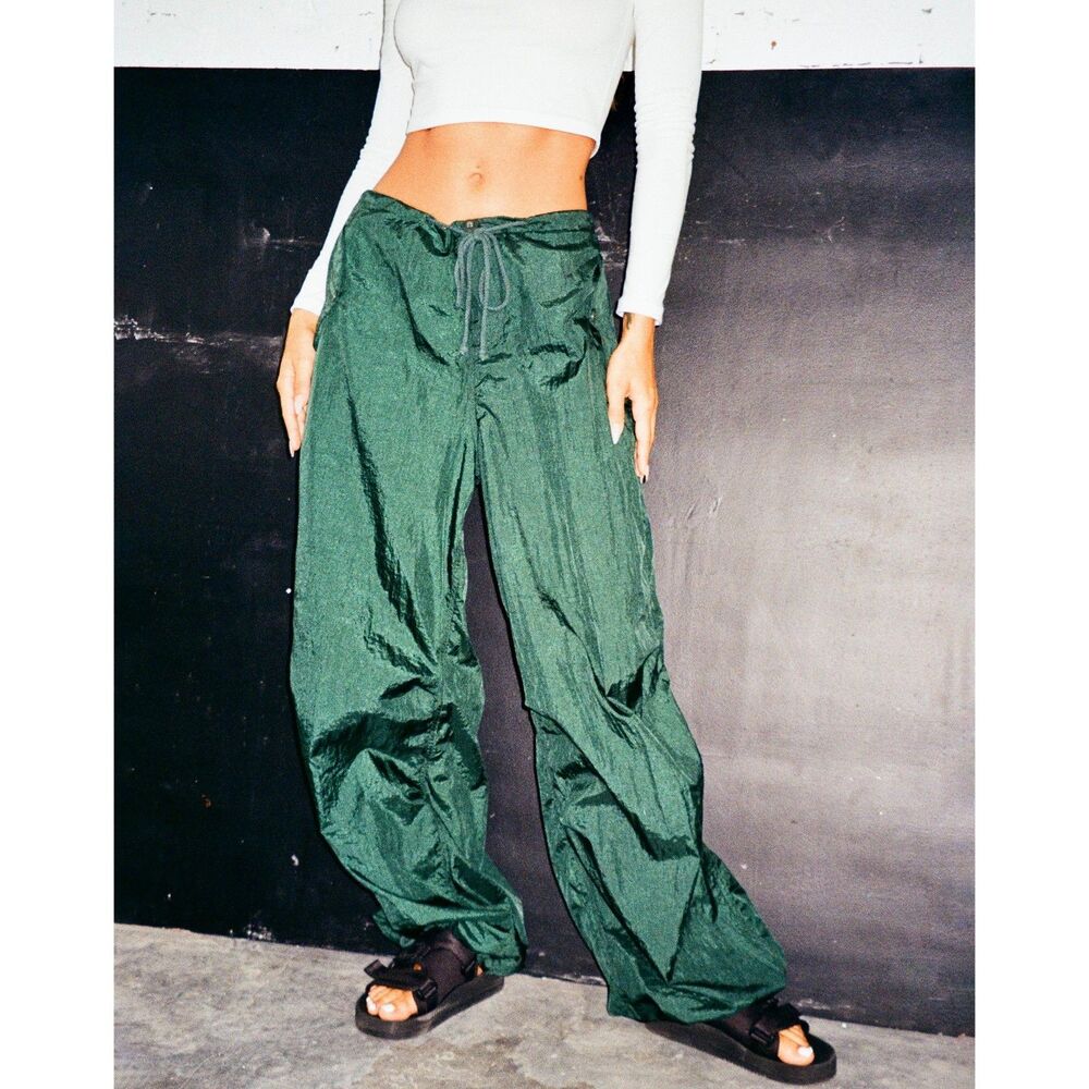 Motel Women XS Teal Crinkle Fabric Parachute Pant Utilitarian Avantgarde GUC
